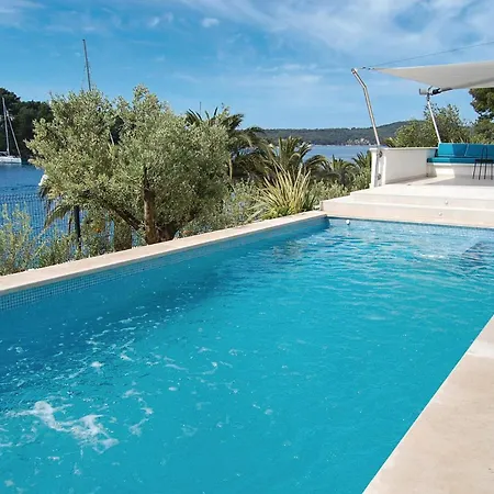 Cozy In Milna With House Sea View Holiday home *