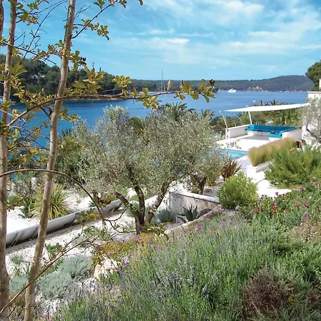 Cozy In Milna With House Sea View Holiday home *