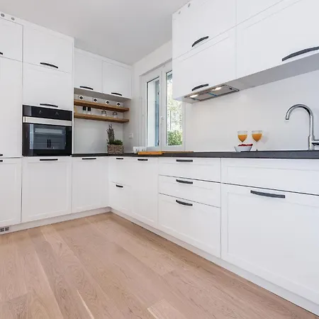Cozy In Milna With House Sea View Holiday home